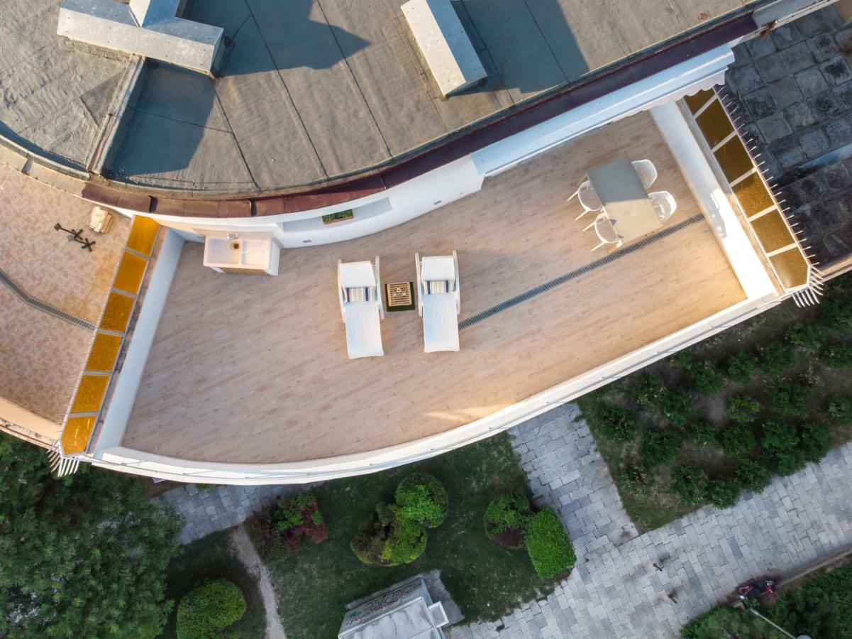 Sunny Rooftop Split Exteriör bild